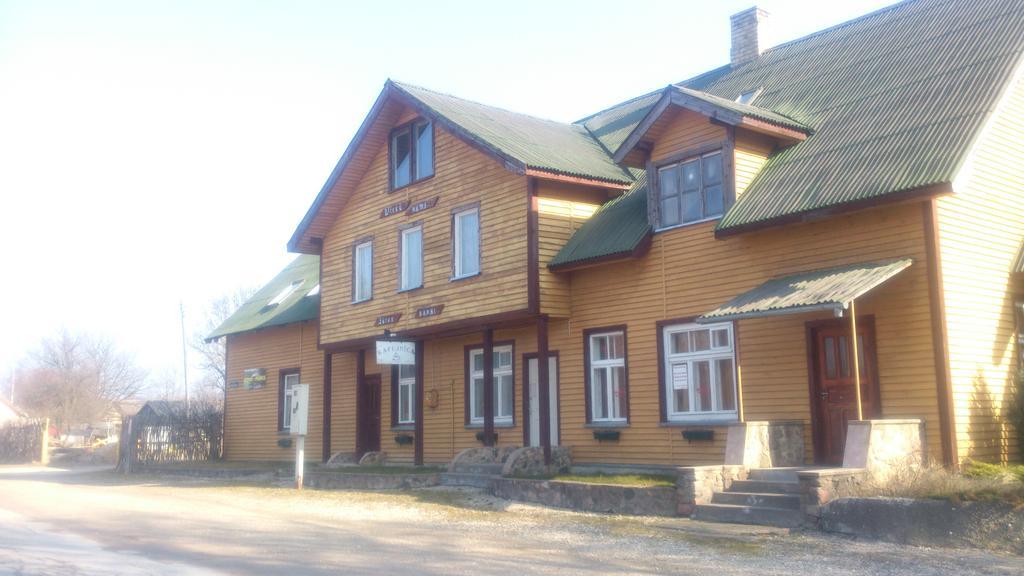Viesu Nams Juras Sapni Hotel Dundaga Exterior photo
